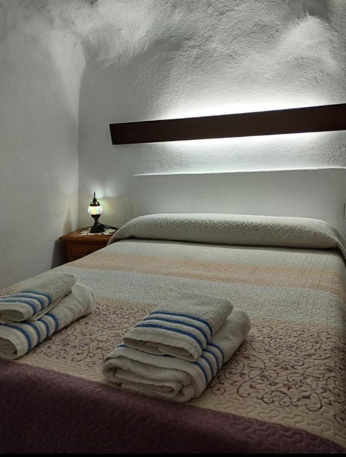 Rural Casa Cueva Abuelo Miguel Apartment *